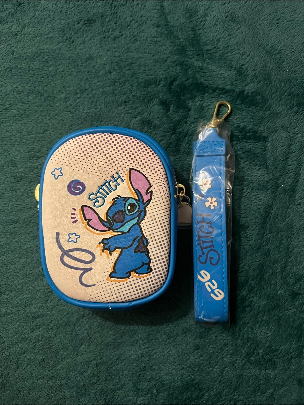 Disney Stitch Blue and Cream Wristlet Pouch with Detachable Strap